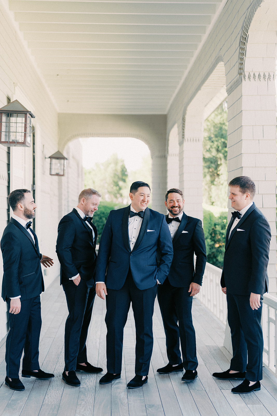 Groom and groomsmen at Kiawah Ocean Course wedding